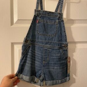 Girls Levi short overalls